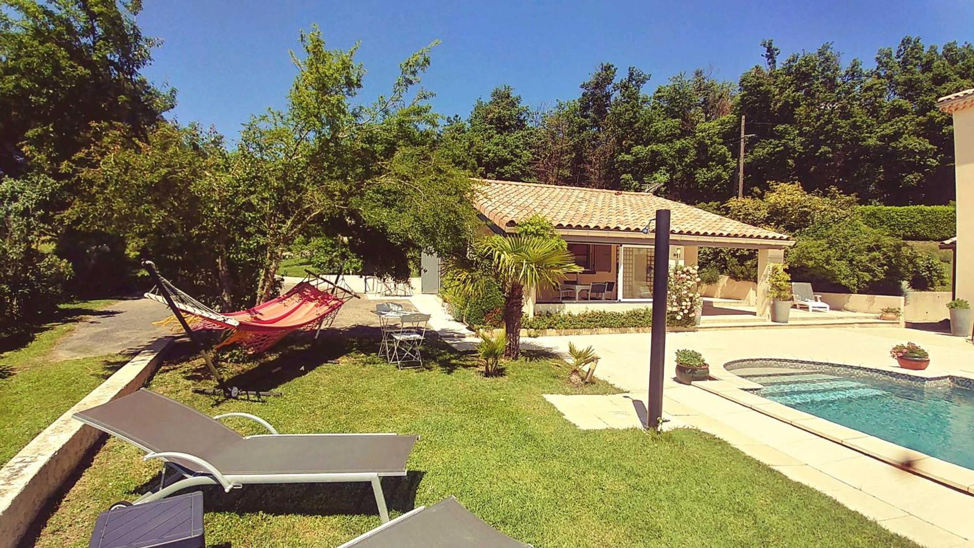 Le Prieure Villa La Motte-de-Galaure ภายนอก รูปภาพ